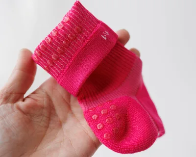 Squid Socks Electric Pink Calcetines Antideslizantes | Caña Alta
