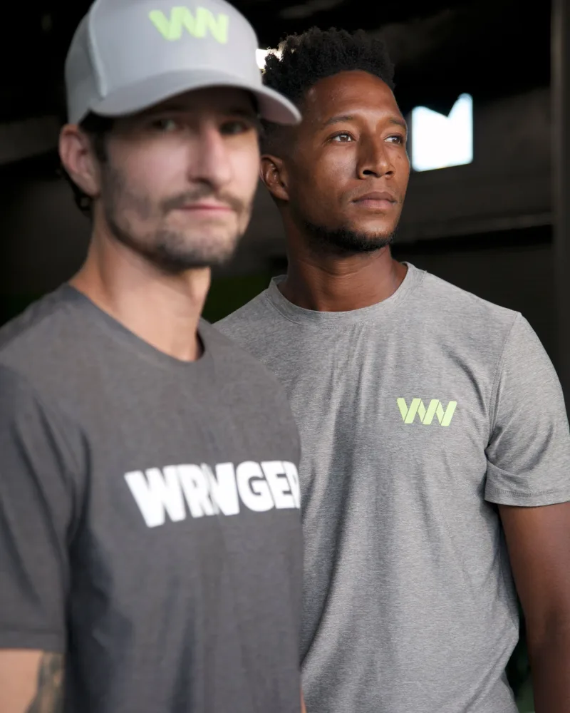 Wringer Wear Herren Logo Performance T-Shirt | Heather Forged Iron