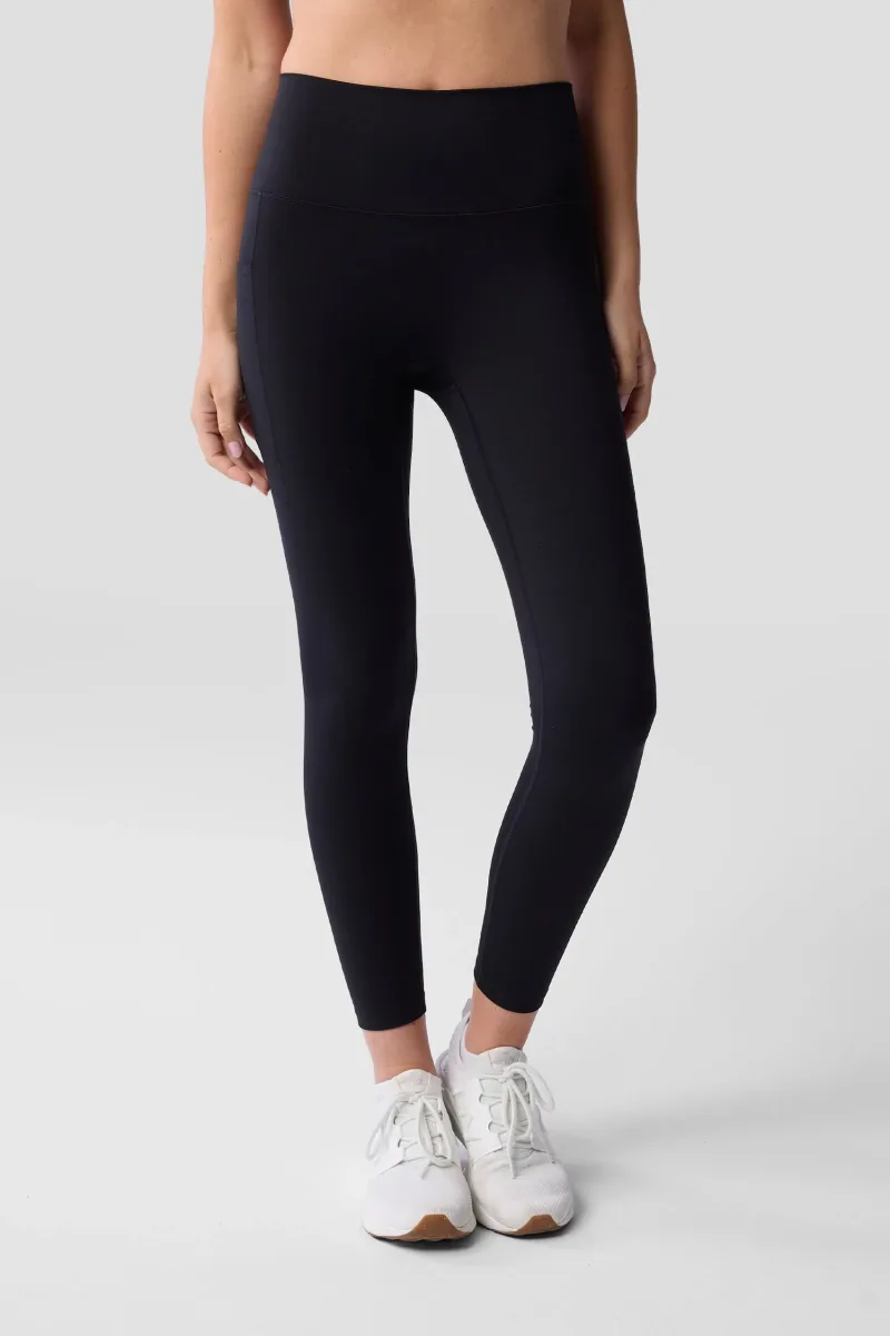 Centerline Women's Essentials 7/8 Pocket Legging