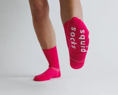 Squid Socks Electric Pink Calcetines Antideslizantes | Caña Alta