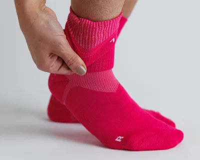 Squid Socks Electric Pink Calcetines Antideslizantes | Caña Alta